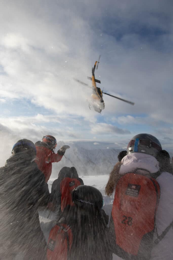 Helicopter Skiing 