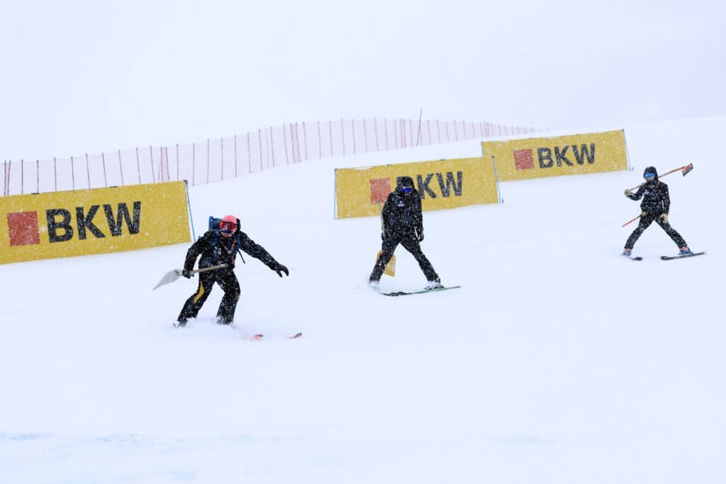 FIS World Cup course prep during the downhill training day in Zermatt-Cervinia. Credit: GEPA pictures/ Mario Buehner-Weinrauch