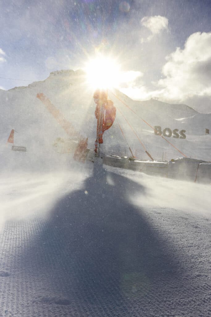 The Zermatt-Cervinia finishing arch. Photo: GEPA pictures/ Mario Buehner-Weinrauch