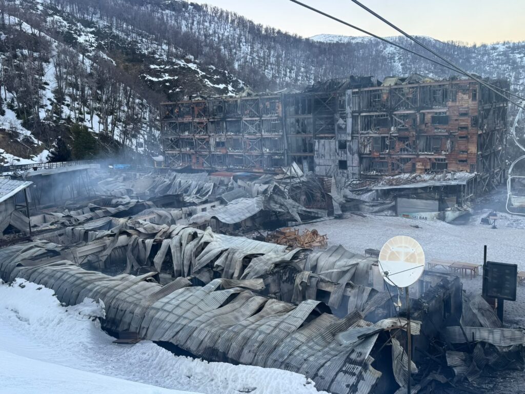 A Matter of Minutes: Masters Racers Escape Hotel Blaze at Nevados de Chillán