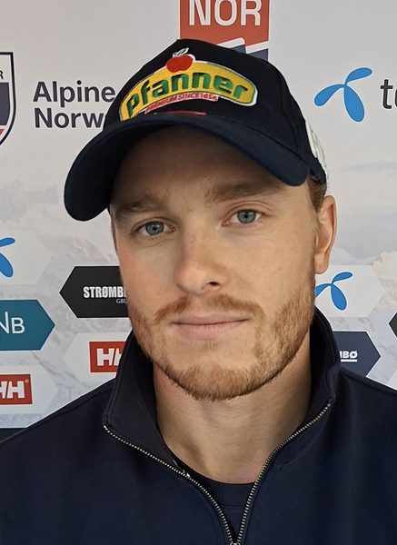 Norwegian Ski Federation Changes Skiers’ Helmet Marketing Rights